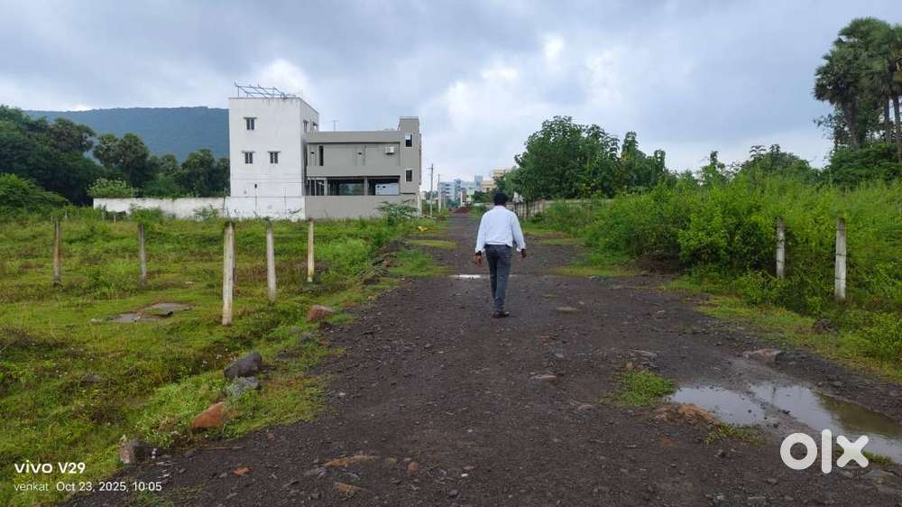 GVMC LIMITS PLOT FOR SALE IN LANKELAPALEM NEAR MAIN ROAD FULL DEVELEP