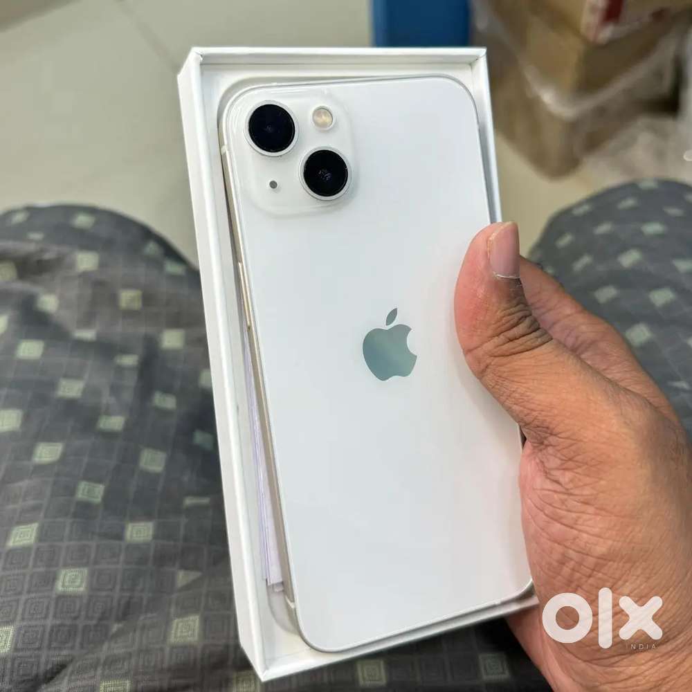 iPhone 13 128Gb in good condition with bill box 4 month warranty left