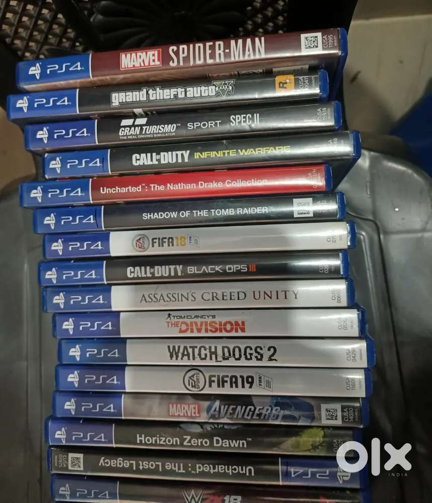 PS4 game cds good working condition