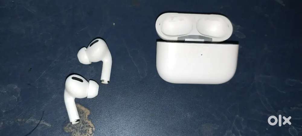Apple earbuds pro