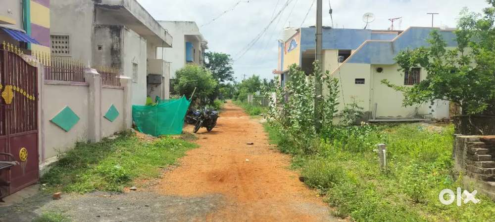 Residential plot for sale with borewell