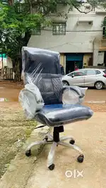 Executive Director chair manufacturers at mancheswar