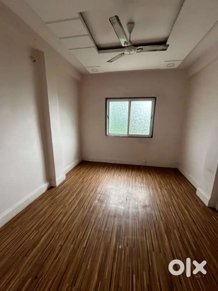 Apartment near Ranjeet Hanuman temple main road