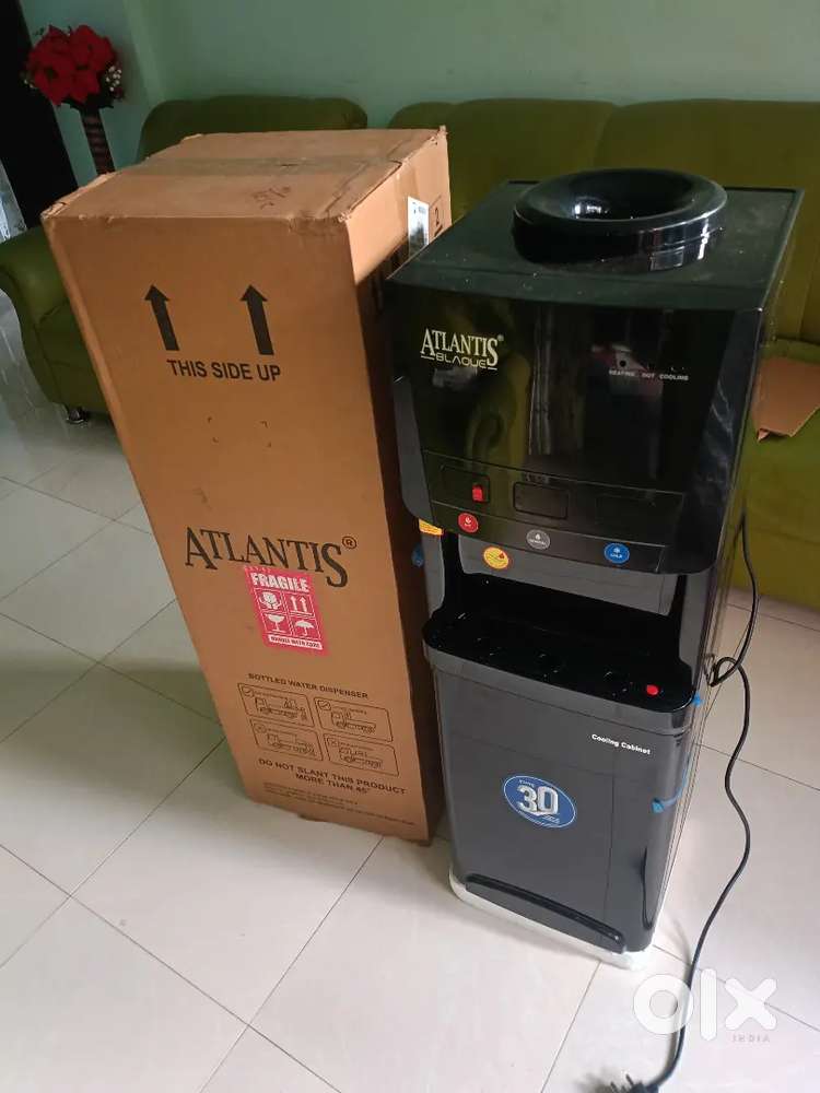 ATLANTIS BLAQUE DISPENSER