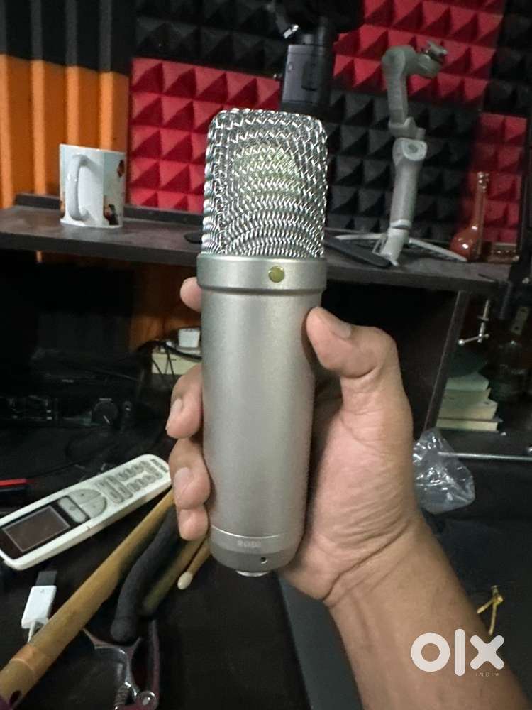 Rode Nt1 A condenser Microphone