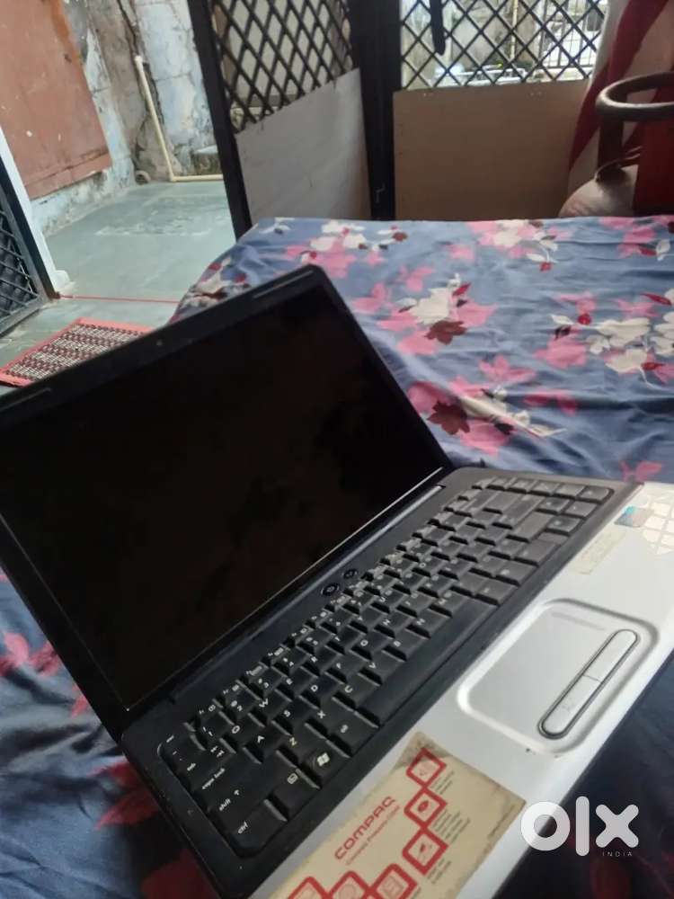 Compaq Presario cq40 laptop