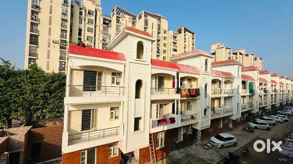 1BHK FLAT READY TO MOVE FULLY FURNISHED sector 127