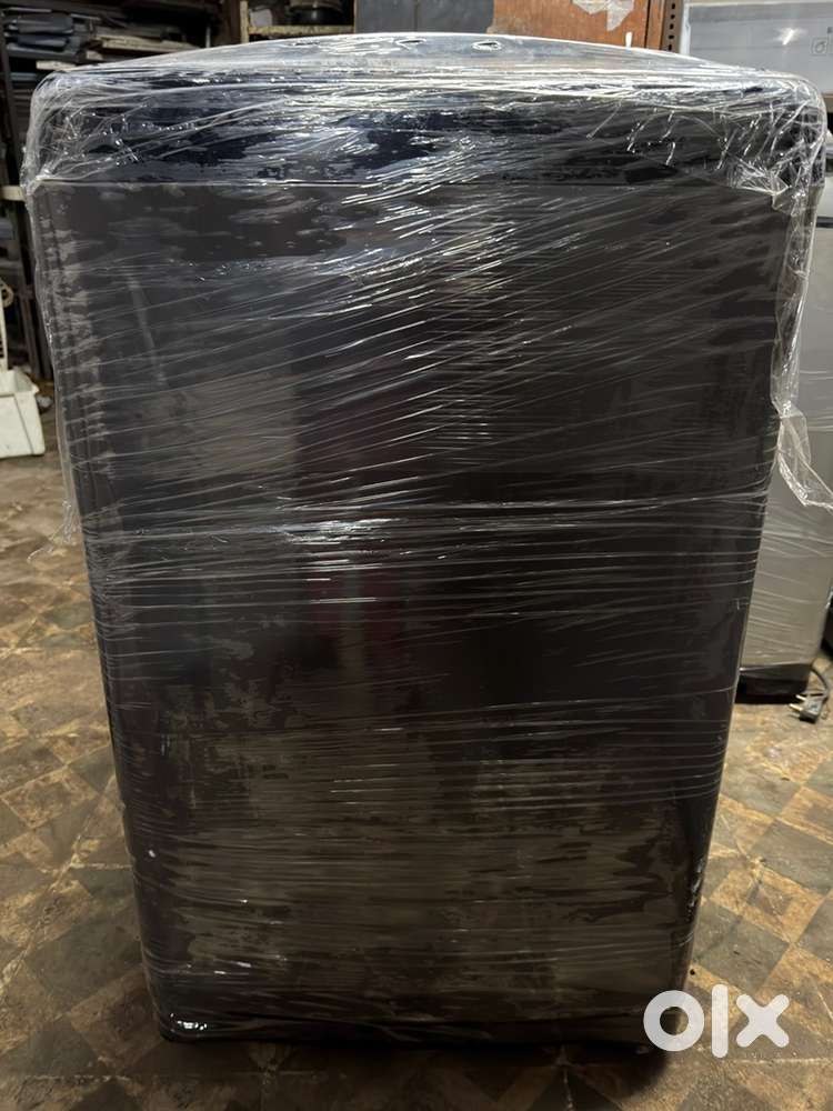 LG  8 kg fully smart inverter model with guarantee & warranty on bill