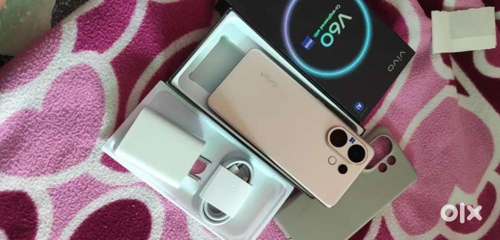 Brand new phone use 5 day Vivo V60 50+50 Sony 50 Front Ziess