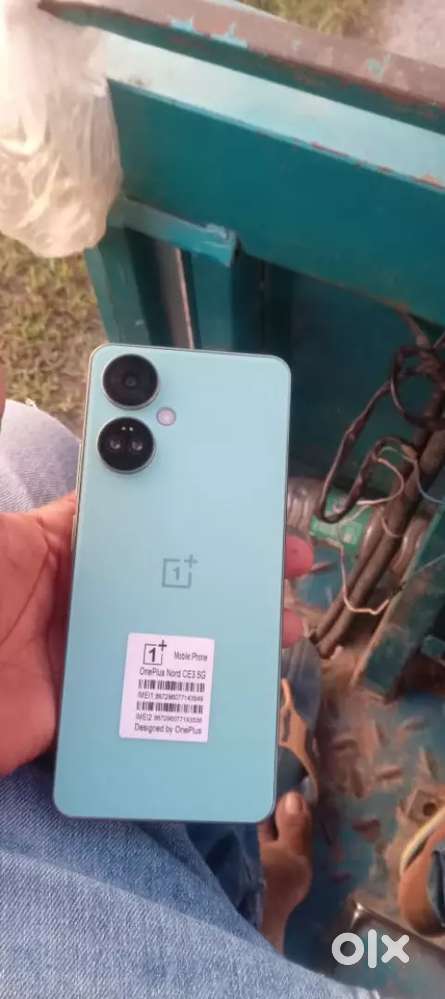 One plus Nord CE 3 5gb 8gb ram 256 storage