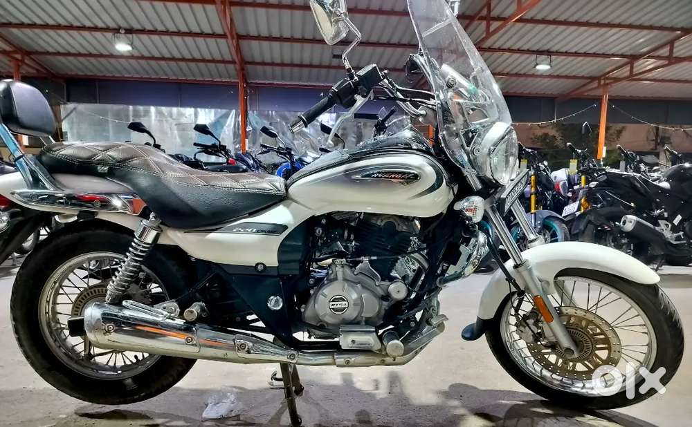 8008 driven Avenger 220 cruise year 2021