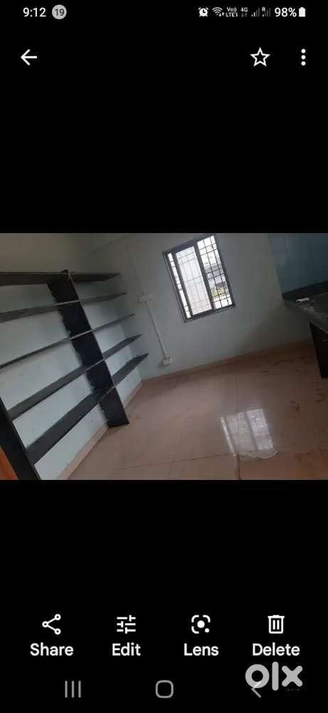 Best ventilation and 24 hours water facility