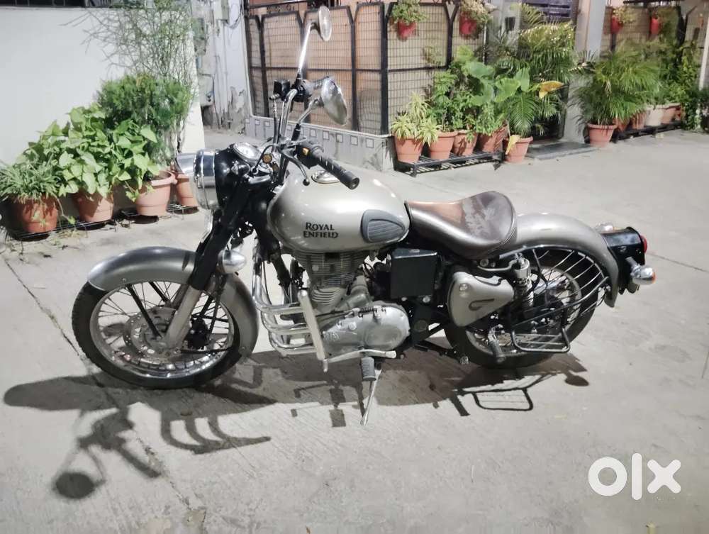 Bullet Classic 350 Gun Metal Grey , Double Disc, Self Start