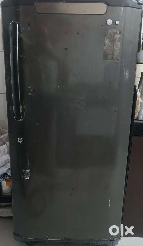 LG fridge 185 liter