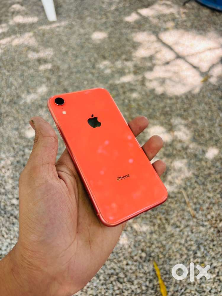 iPhone XR 128GB Coral Ultra Mint Condition