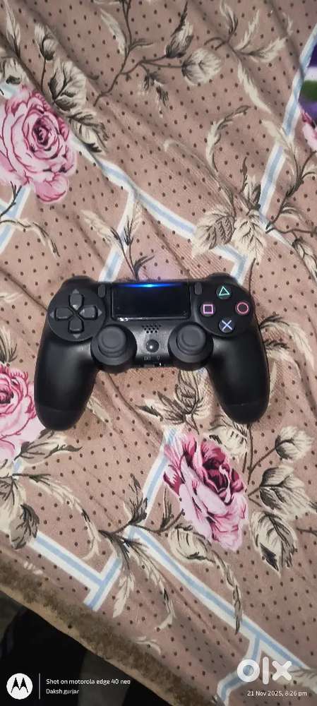 Ps4 controller brand new 1 day old (no bargain)
