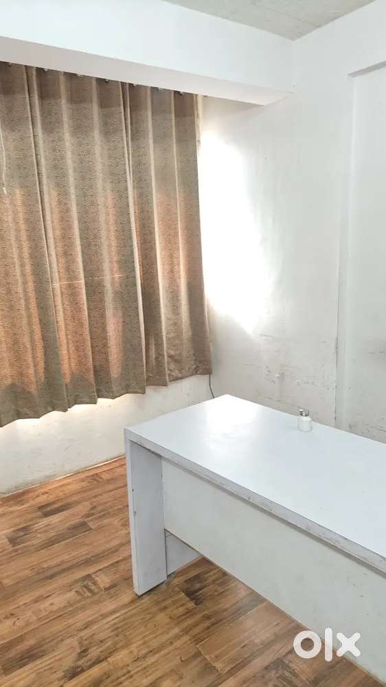 Vaishali, 250 sq.ft Furnished Office in commercial building Nurcery Cr