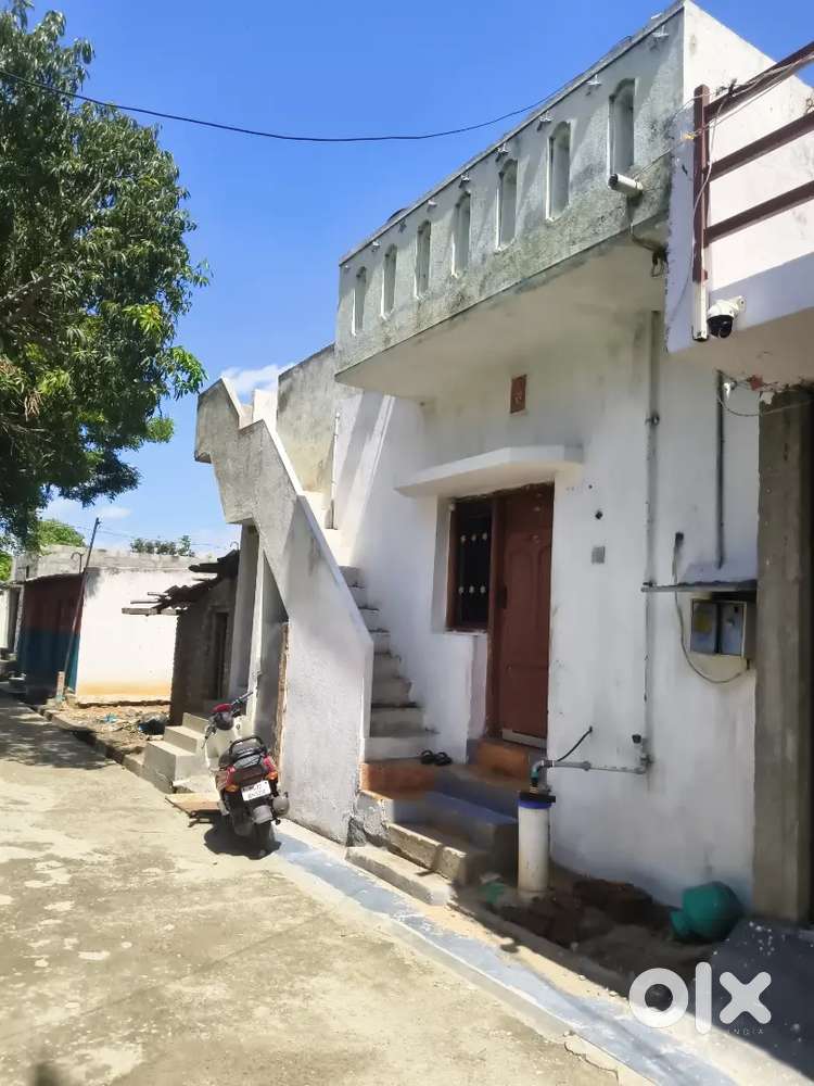 இந்த வீடு வாடகைக்கு 5000மற்றும் ஒத்திக்கு 4,00000 L விடப்படும்