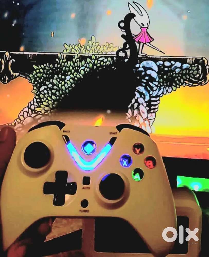 Cosmic Byte Ares Wireless Gamepad (White, for PC & PS3)