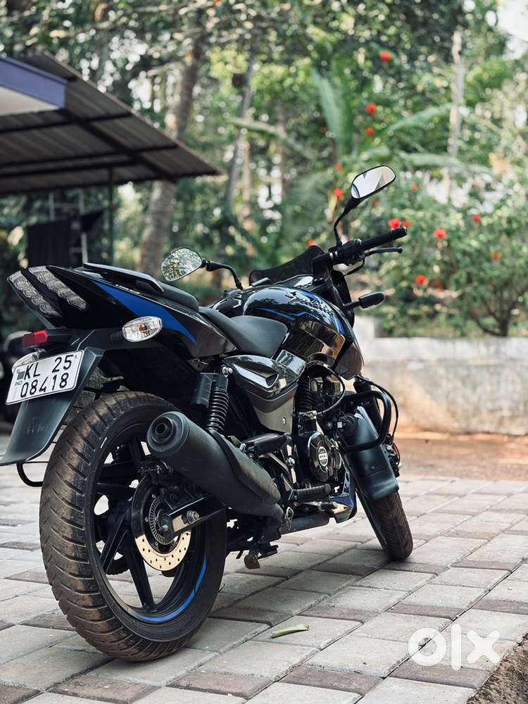 Pulsar 150 2023 only 11000 km run