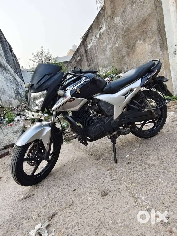 Yamaha szr