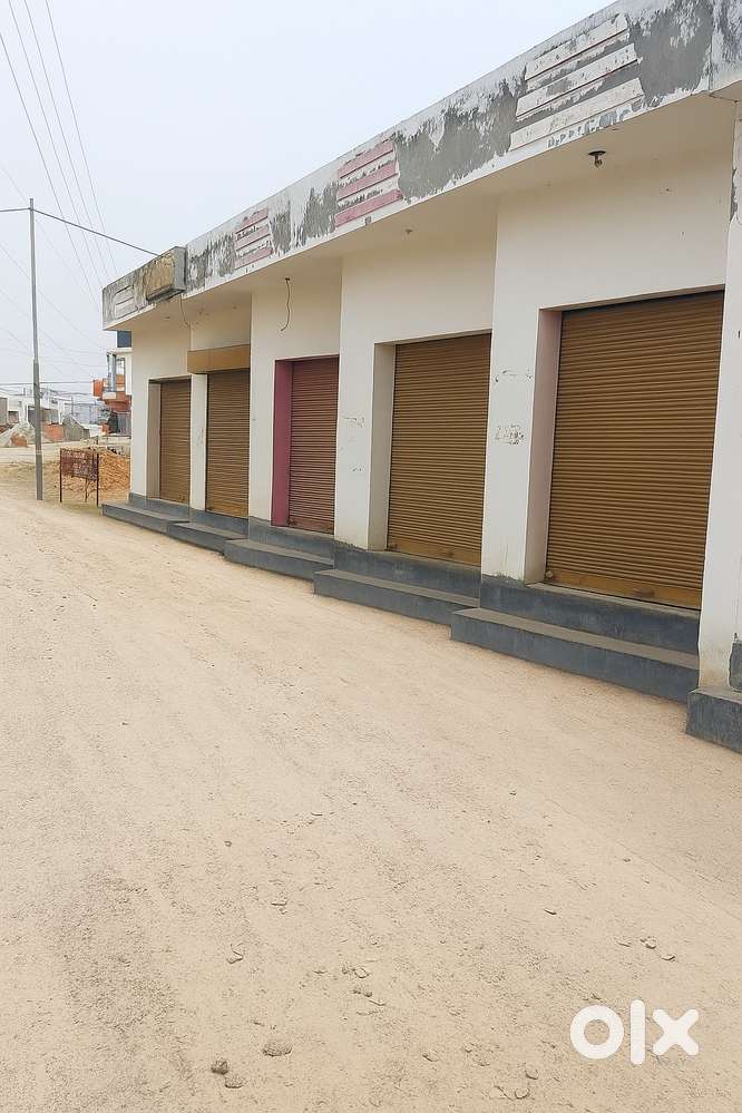 Ready-to-Use Shop for Sale on Kursi Road