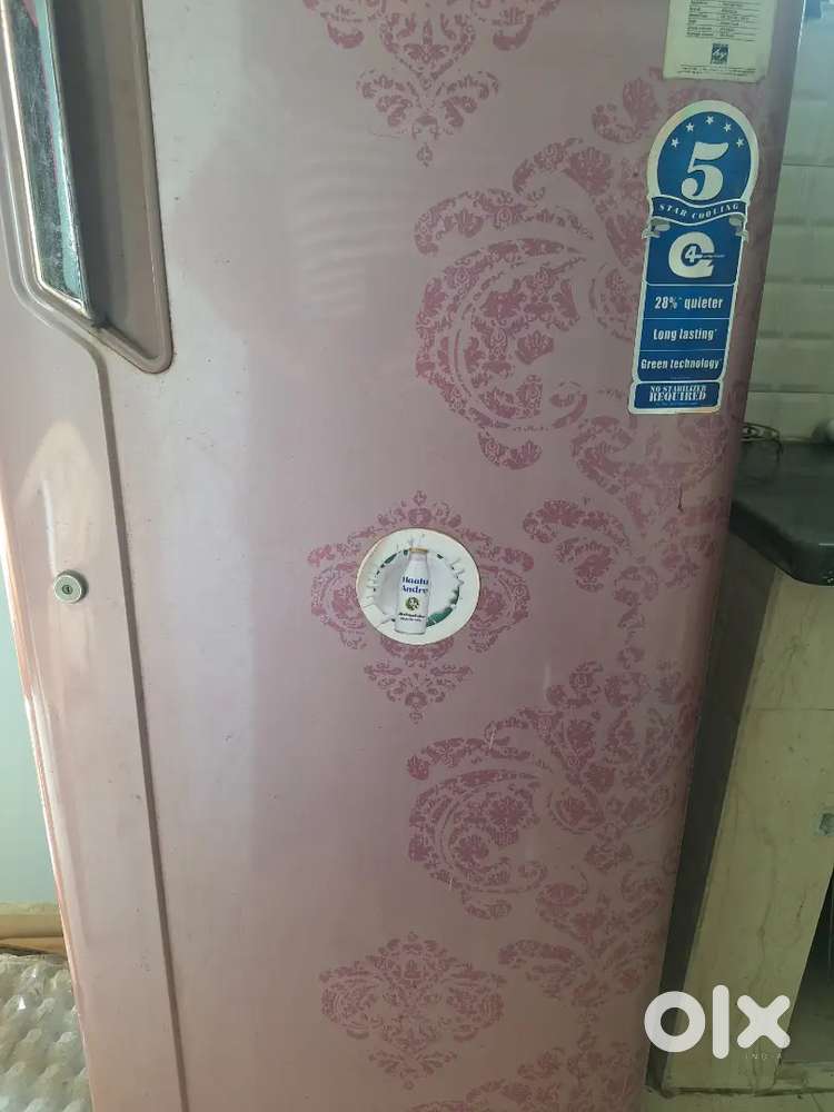 Whirlpool IceMagic 215 Ltr 5star colling and power saving new fridge