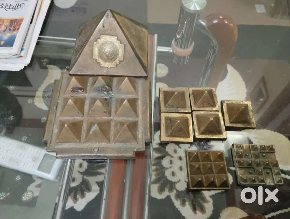 Vastu tringal piramid