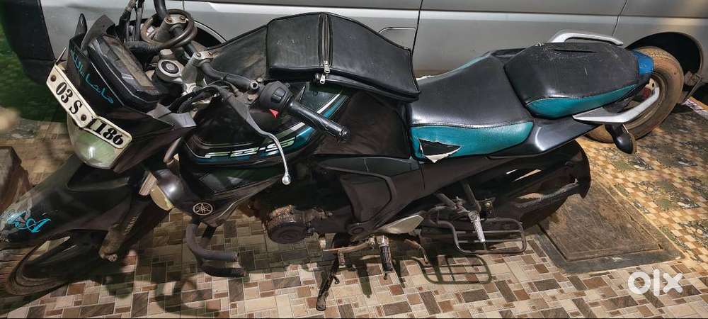 Yamaha fzs v2