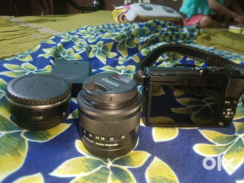 canon m200 4k camera