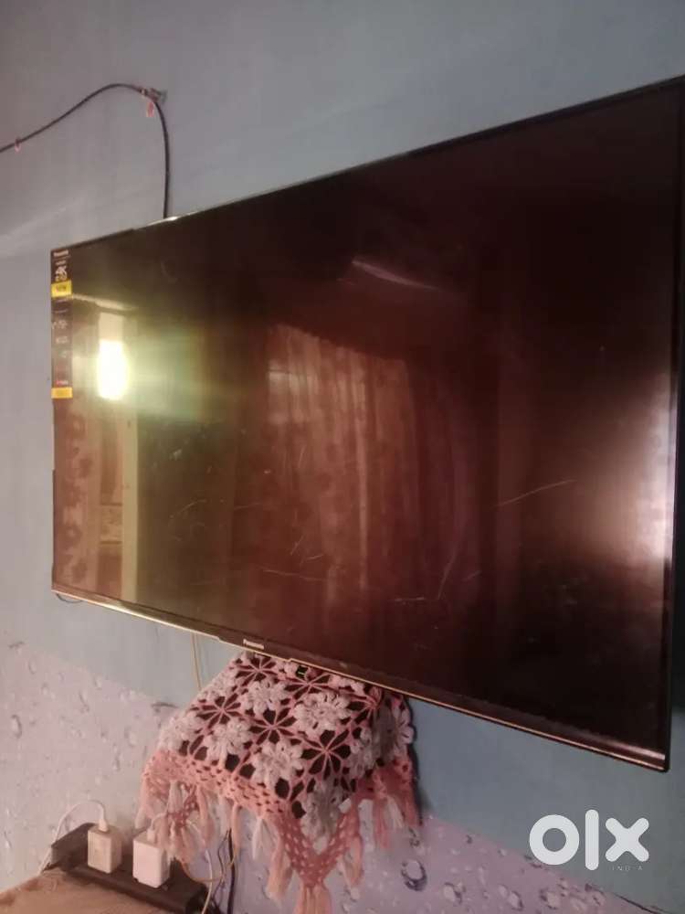 4k tv screen not working no remote for repair/parts