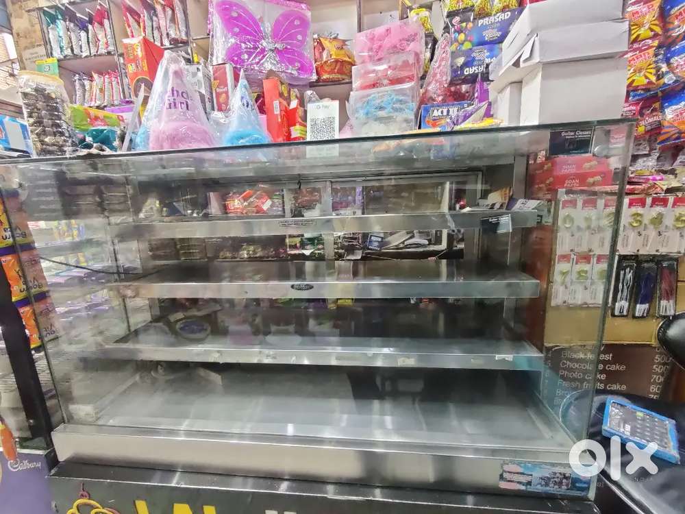 Cake Disply Fridge 5 feet length