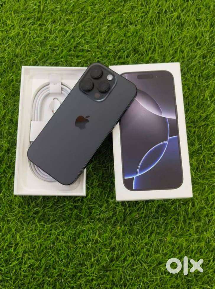 Selling iPhone 16 Pro Open Box Piece, 98% Battery with Variant 128 GB.