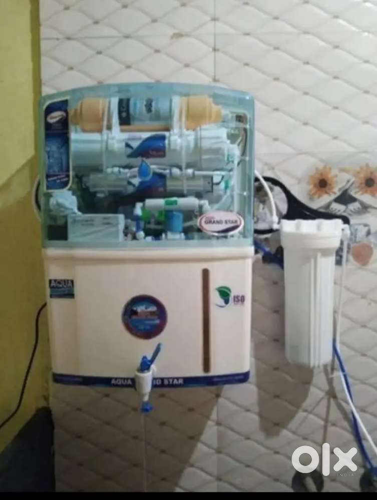 Water purifier servicing