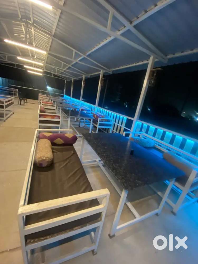 Running bar restaurant for rent