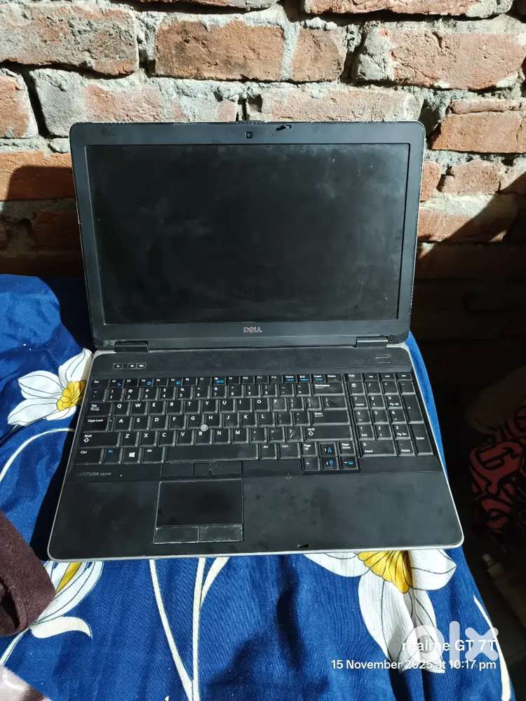 Dell core i7 4th generation side numeric full size laptop