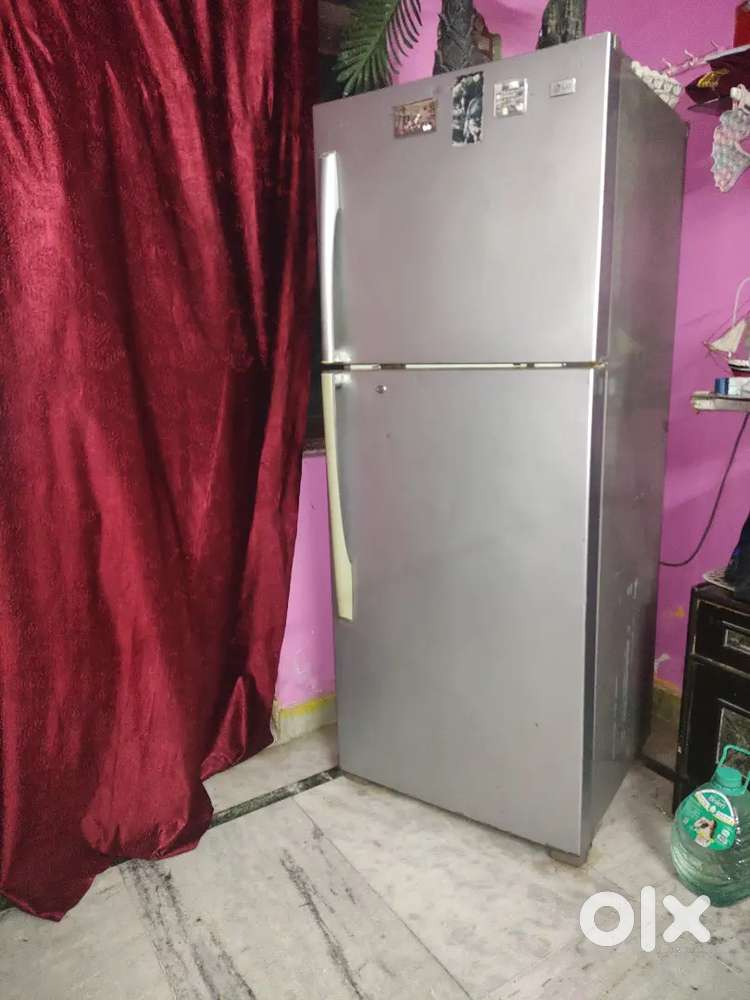LG star rating 400 Litres double door fridge good working