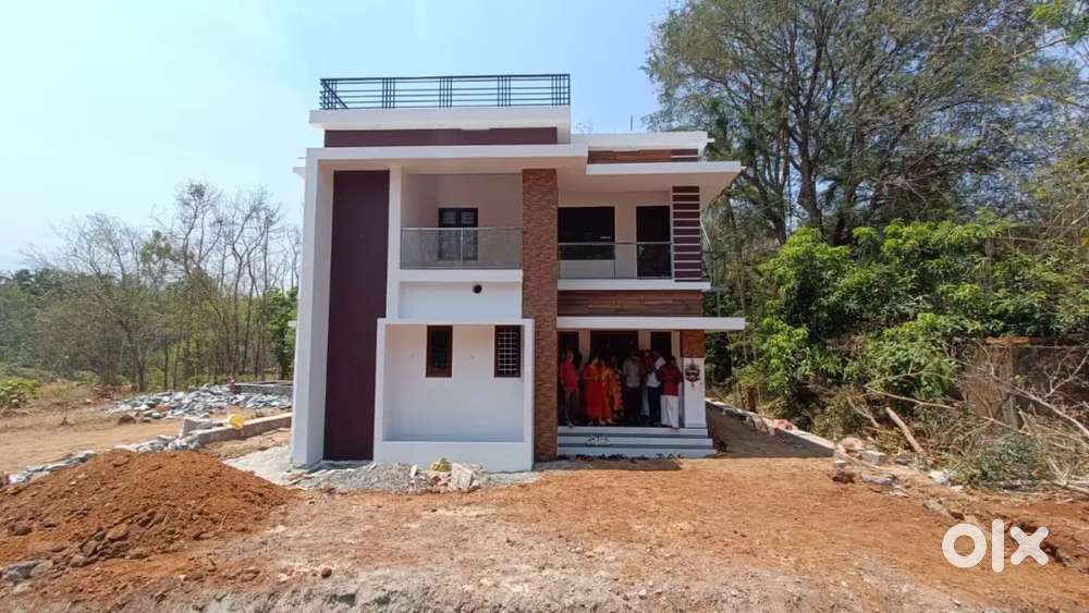 Contemporary style villas