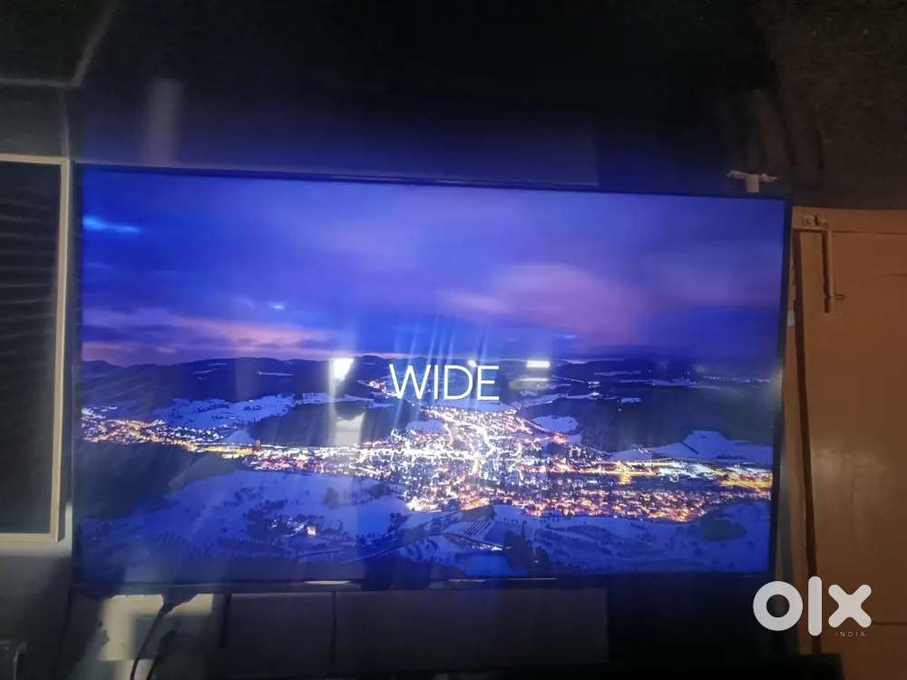 Crown 43 INCH LED TV Smart Android