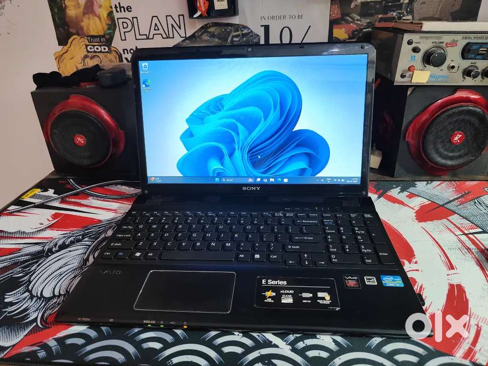 Sony Laptop (256GB SSD+ 500GB HDD)