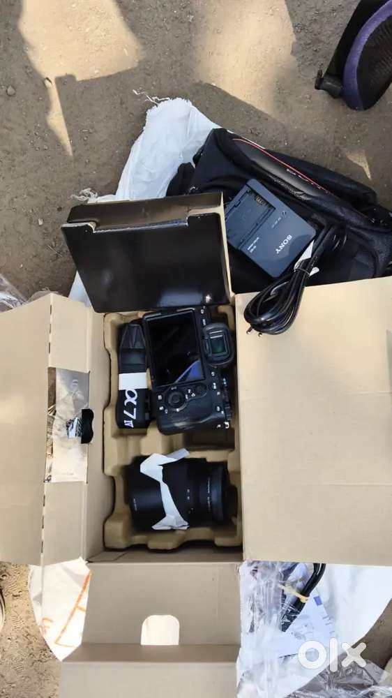 सोनी Alpha ILCE-7M4K Full Frame भीररसेस डेमेरा