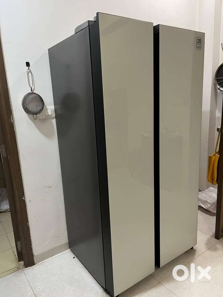 Samsung Refrigerator - Side by Side Door