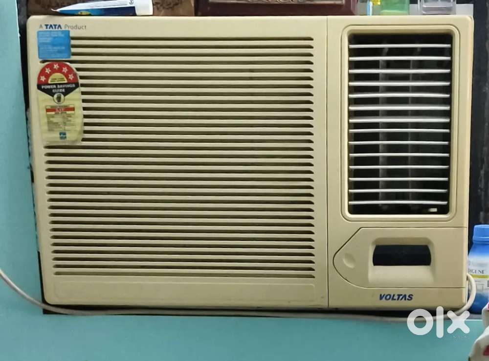 Very good condition Voltas 2 ton window ac