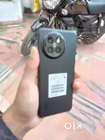 Redmi civi 14 8/256 just 4 month old
