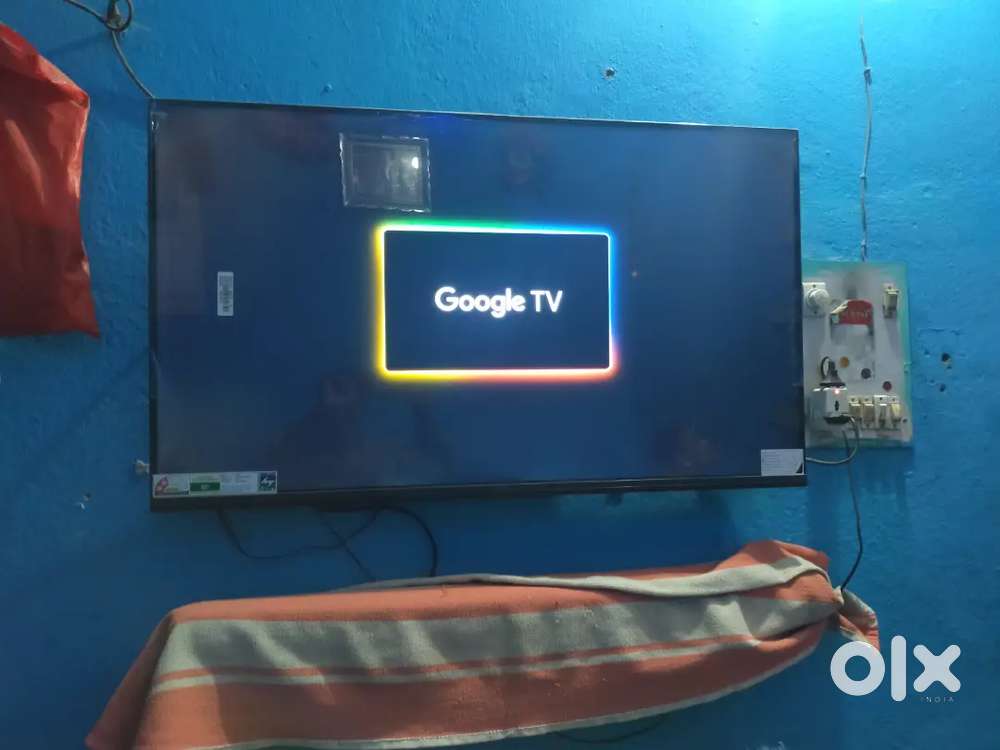 Haier company ka smart goggle tv,43 inch,Sirf 4 month hua hai Le hue