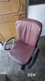 Office Chair (Revolving)