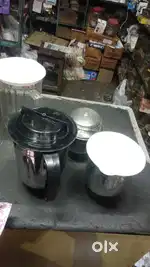 Nepali momo maker and Chinese helper needed