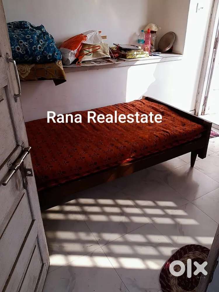 Urgently required renter for 2bhk flat rent in behala chowrasta.