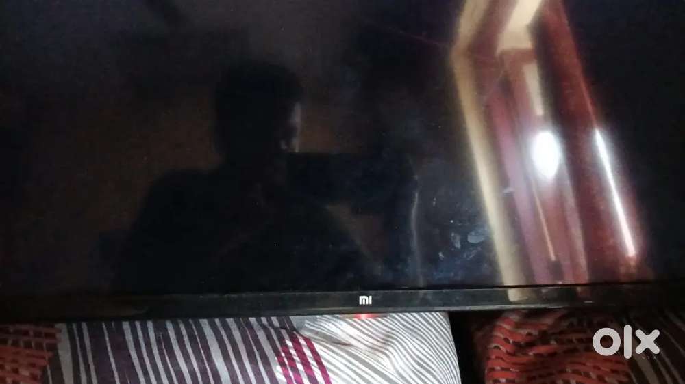 32 inch Mi TV Mother Bord & Sound Working (No Display Picture) Rs.1500