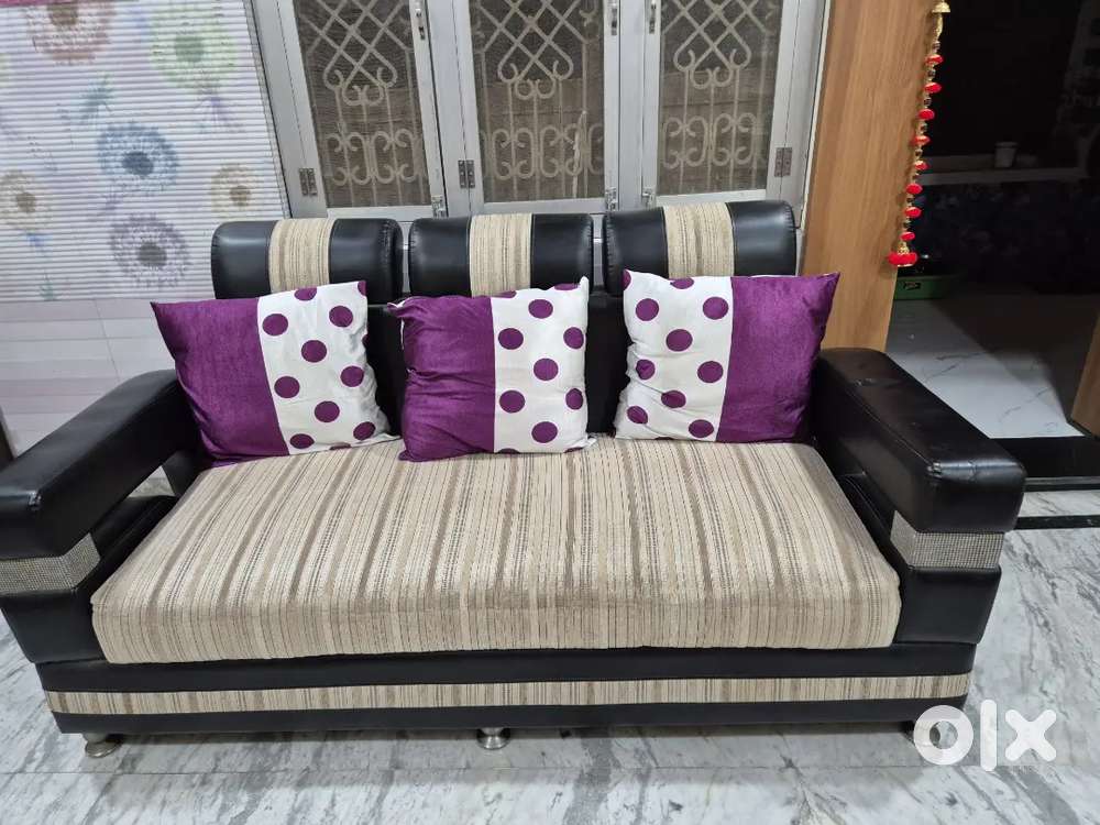 Sofa set 3+1+1 seater set